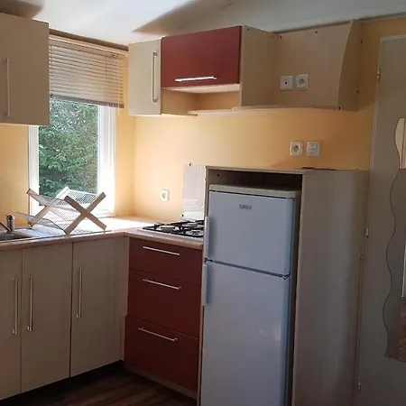 אתר קמפינג Au Tour De L'aveyron