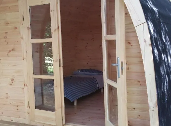 Au Tour De L'aveyron Camping