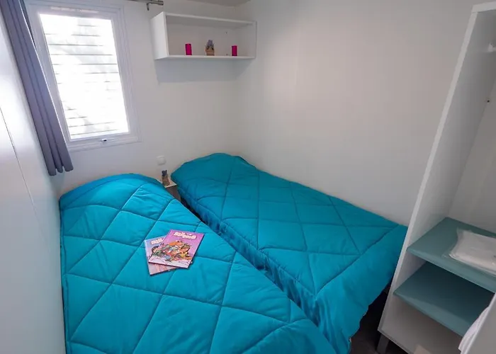 Au Tour De L'aveyron LʼHospitalet-du-Larzac