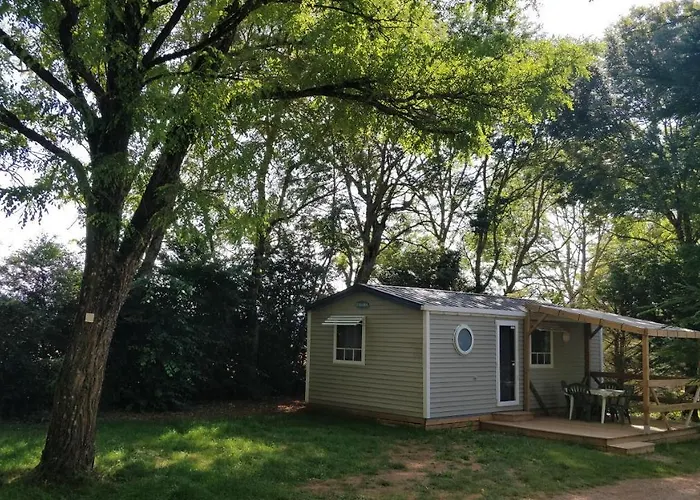 Au Tour De L'aveyron 2* LʼHospitalet-du-Larzac