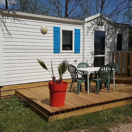 Au Tour De L'aveyron 2* LʼHospitalet-du-Larzac