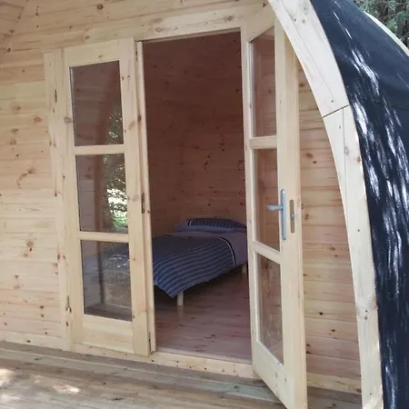 Au Tour De L'aveyron Campsite