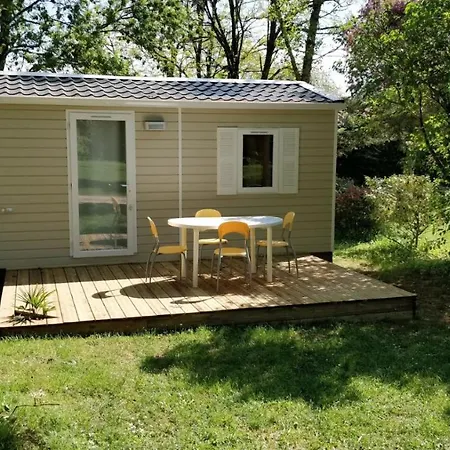 Campsite Au Tour De L'aveyron L'Hospitalet-du-Larzac