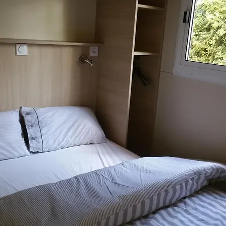 Au Tour De L'aveyron 2* LʼHospitalet-du-Larzac